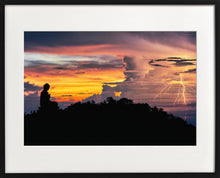 Load image into Gallery viewer, Tin Chun Fook&#39;s countryside cloud photo - framed print